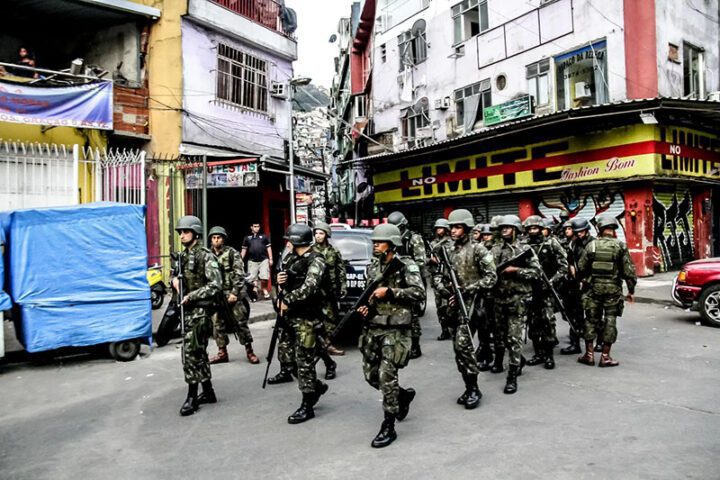 Forças Armadas dão cobertura para violações e genocídio na Rocinha (Ellan Lustosa/AND)