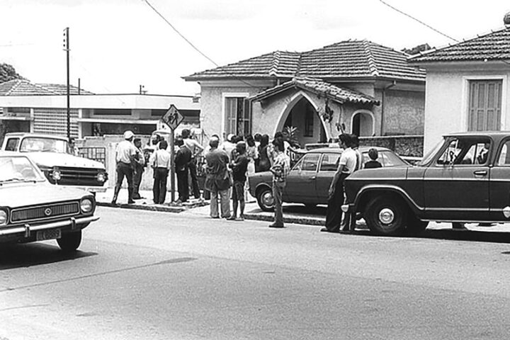 Aparelho partidário na rua Pio XI onde ocorreram os assassinatos (Foto: Arquivo Estadão)