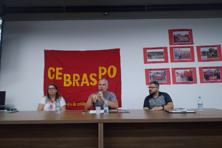 Palestra sobre criminalização da luta camponesa reuniu em torno de 40 pessoas na Uerj. Foto: Cebraspo